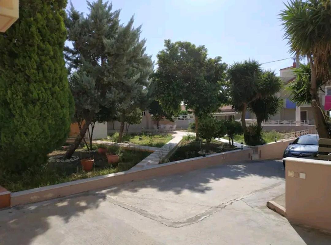 Appartement Ioannis à Mégara Extérieur photo
